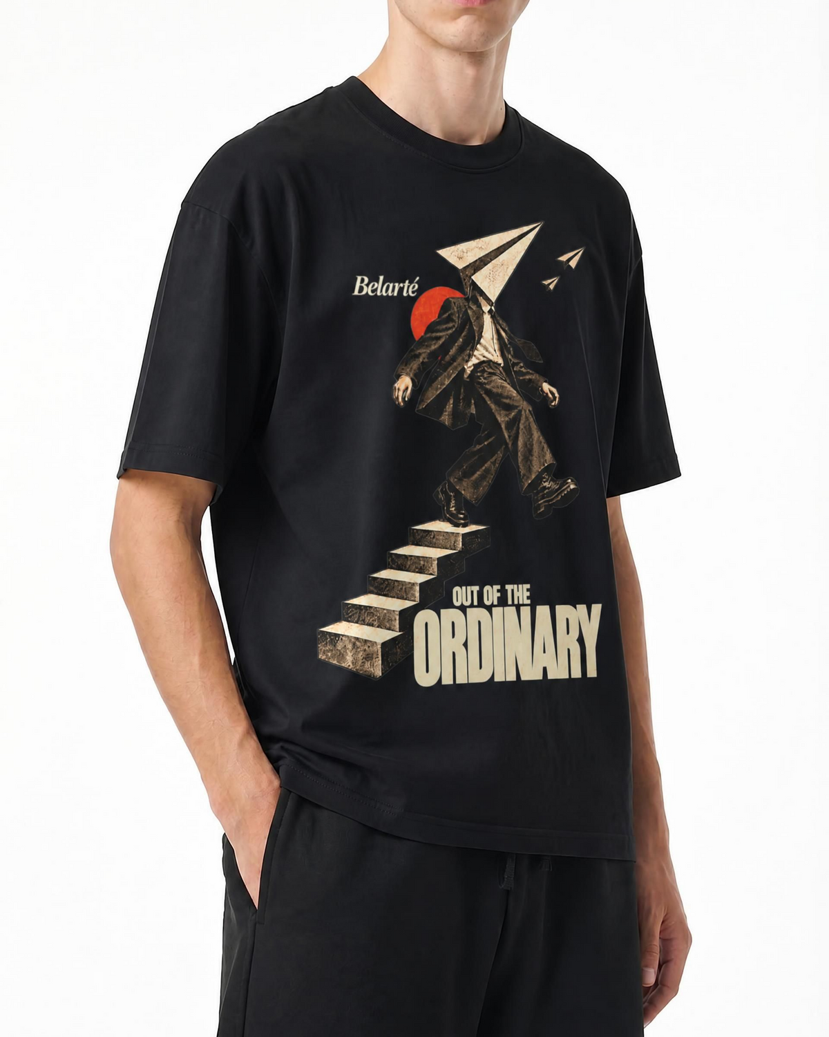 T-shirt grafica in cotone Out of the Ordinary Belarté, vista frontale