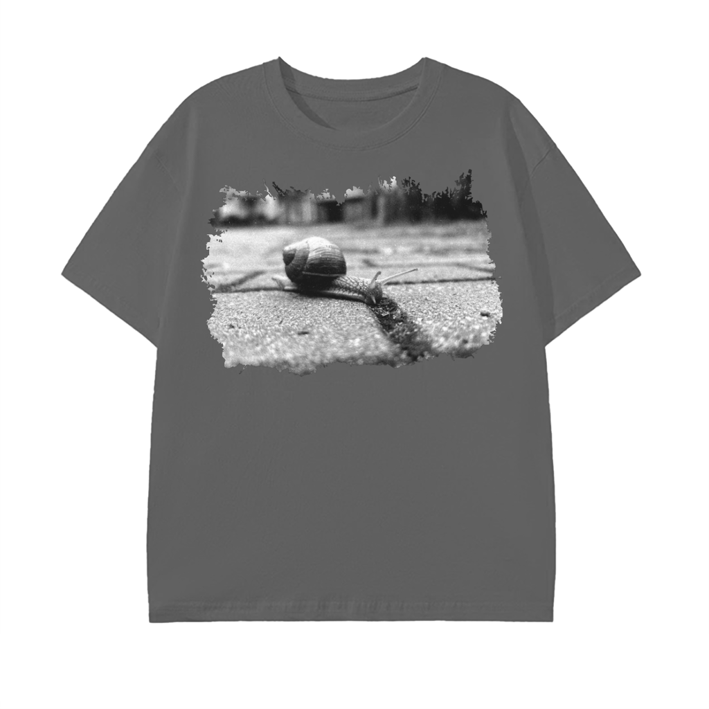 Slow Path Snail Art T-Shirt - Belarté