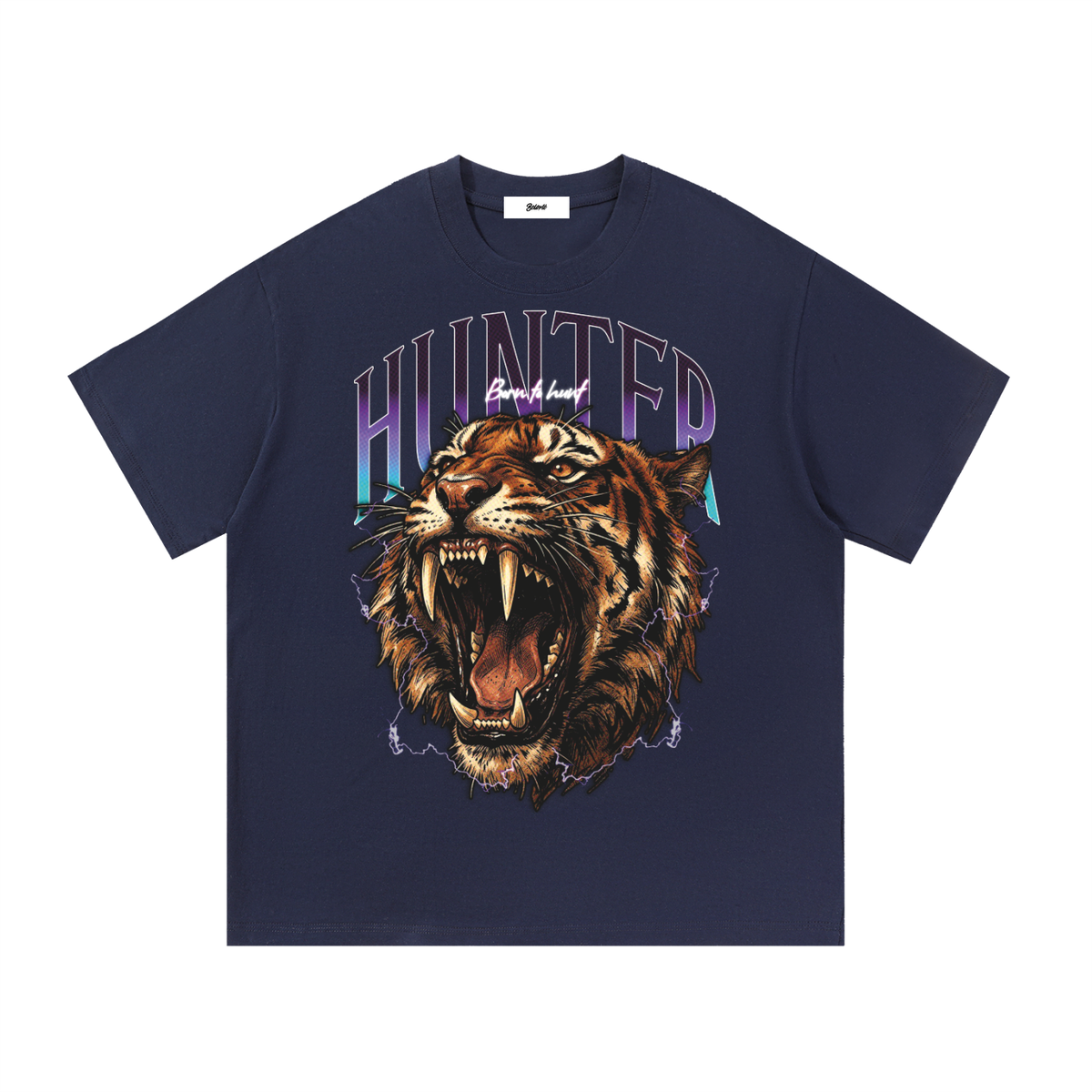 Marineblaues Hunter Tiger T-Shirt mit Tigermotiv, Vorderansicht.