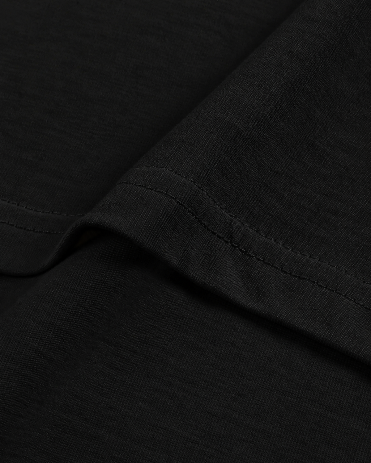 Belarté black tank top - logo and garment detail