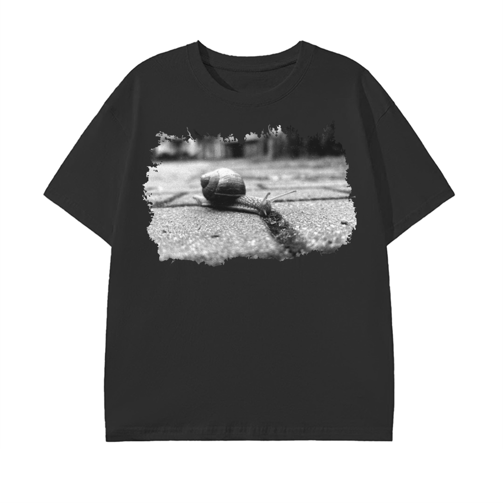 Slow Path Snail Art T-Shirt - Belarté